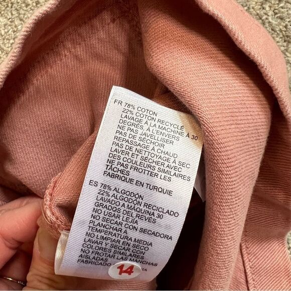 NEW Reiss pink washed mid rise denim shorts size 10 - Picture 5 of 9